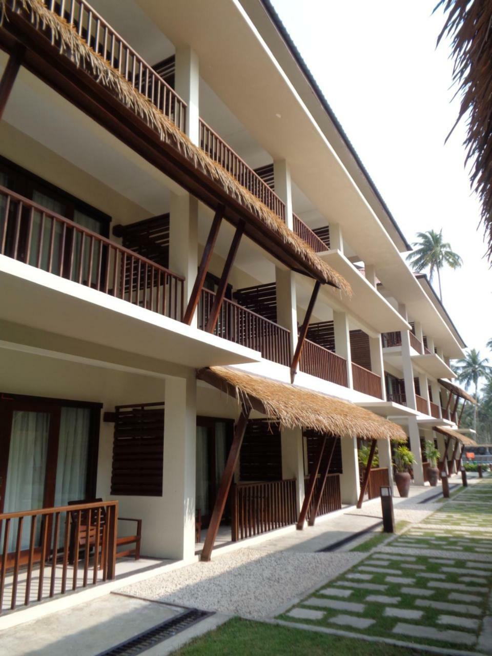 Eskala Hotels And Resorts Ngwesaung Εξωτερικό φωτογραφία